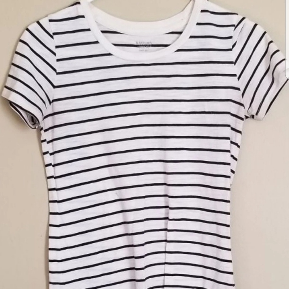 Black & White Stripe Tshirt